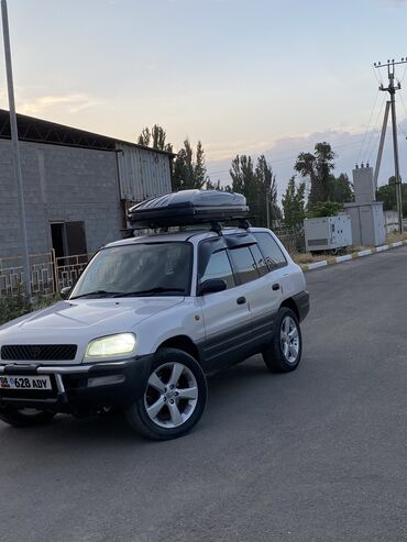саната 2003: Toyota RAV4: 1995 г., 2 л, Автомат, Газ, Жол тандабас