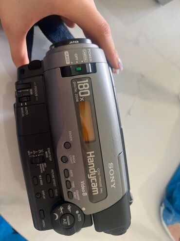 видеокамера sony handycam: Sony Handycam Video 8 CCD-TR502E video kamera. Kamera, 180x rəqəmsal