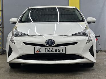 Toyota: Toyota Prius: 2017 г., 1.8 л, Вариатор, Гибрид, Хэтчбэк