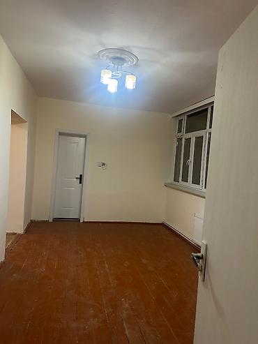 xalqlarda kirayə ev: Yeni təmir olunub, qapıları, pəncərələri və lyüstrları yeni — 6