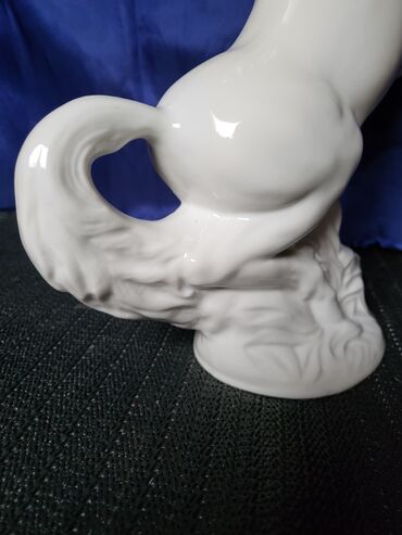 Ostali kućni dekor: Porcelanki veci nov,vintaz konj. Porcelanski konj,nov. sve na — 3