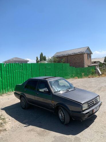 купить авто в бишкеке дешево: Volkswagen Jetta: 1991 г., 1.8 л, Механика, Бензин, Седан