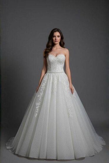 Təhsil, elm: BİÇİM VƏ GƏLİNLİK TİKİLİŞİNİ MÜKƏMMƏL BİLƏN TƏCRÜBƏLİ DƏRZİ AXTARILIR