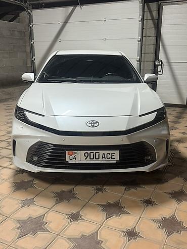 Продажа авто: Toyota Camry: 2025 г., Автомат, Бензин, Седан — 2