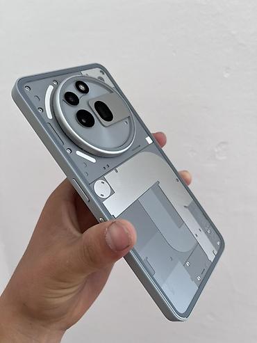 note 2: Смартфон Nothing Phone (3a про) Special Edition, серый. Ключевые — 6