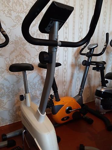 2 el scooter: Velotrenajor veloxizek — 1