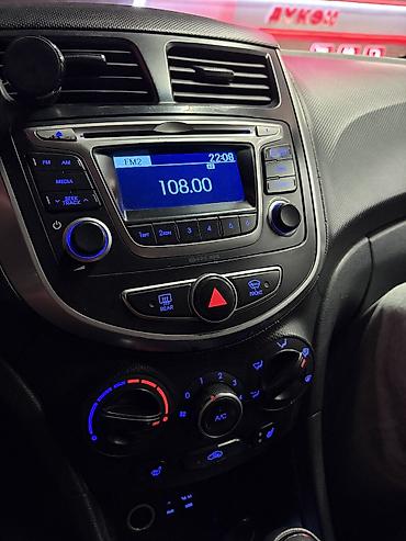 c4 с4: Hyundai Solaris: 2015 г., 1.6 л, Автомат, Бензин, Седан — 10