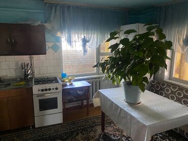 Продажа домов: Дом, 80 м², 6 комнат, Требуется ремонт — 14