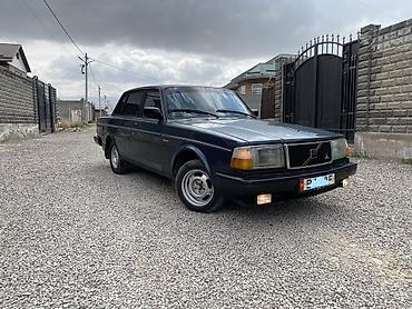 Volvo: Volvo 240: 1988 г., 2.3 л, Механика, Бензин, Седан — 1