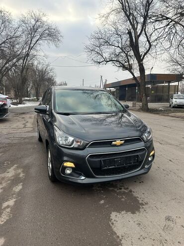 Chevrolet: Chevrolet Spark: 2017 г., 1 л, Вариатор, Бензин, Хэтчбэк