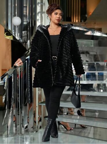 Zimske jakne: Cena: 4000din Vel: 0XL,1XL,2XL,3XL,4XL Poručuje se, isporuka za — 10