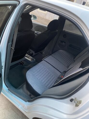 Daewoo: Daewoo Kalos: 2004 г., 1.5 л, Механика, Бензин, Седан — 5