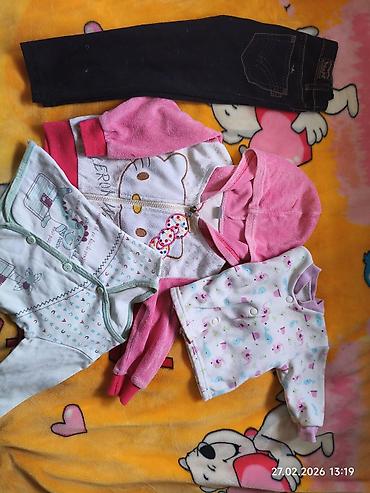 Другая женская одежда: Набор одежды (женская и детская ая) в нейтральных тонах: детские вещи at lalafo.kg — 79 Другая женская одежда: Набор одежды (женская и детская ая) в нейтральных тонах: детские вещи — 79