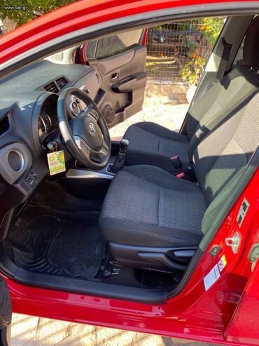 Toyota: Toyota Yaris: 1.4 l. | 2014 έ. Χάτσμπακ — 6