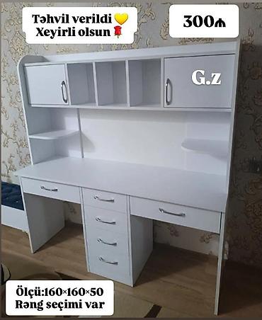 ofis stolu: Masaüstü iş-güzar dəsti – kitablıq və rəflərlə - Model: geniş iş — 1