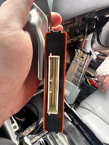 ABS: Блок ABS Toyota 2006 г., Б/у, Оригинал, Германия — 2