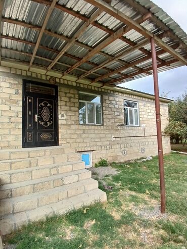 qusarda ayliq kiraye evler 2023: İsmayıllı rayon-Mican ərazisində, baxçaya 2 dəqiqəlik məsafədə kirayə