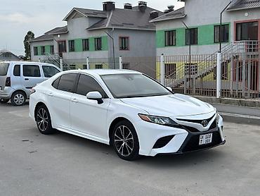 Toyota: Toyota Camry: 2019 г., 2.5 л, Автомат, Бензин, Седан — 2