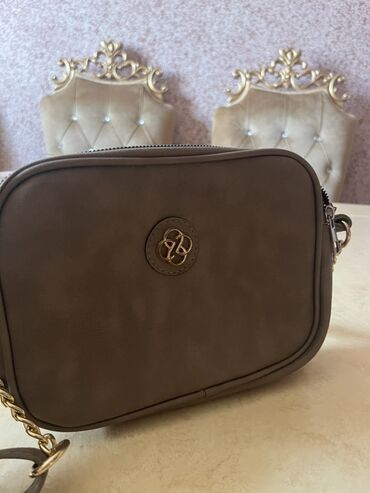 туфли новая не разу не одевала: Сумка на плечо