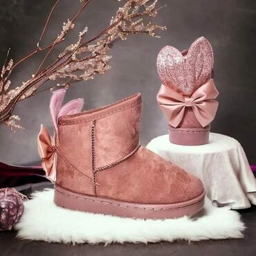 cloud 9 obuca: Ugg boots, Size - 36