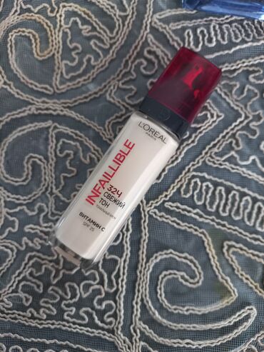 косметика: Tonal krem, L'Oreal, Yeni, Ünvandan götürmə, Ödənişli çatdırılma