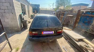 Volkswagen: Volkswagen Passat: 1992 г., 1.8 л, Механика, Бензин, Универсал — 2