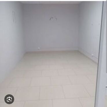 улан: Сдаю Офис, 18 м², В жилом комплексе, С отдельным сан узлом