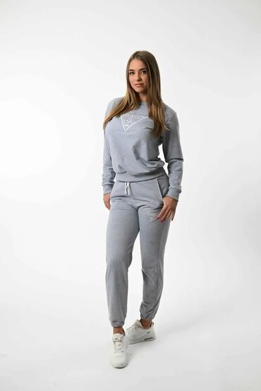 Gornji i donji deo: Guess, Jednobojni, bоја - Siva — 22