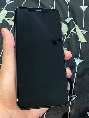 Apple iPhone: IPhone X, Б/у, 64 ГБ, Space Gray, Чехол — 10