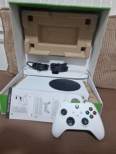 Video Games & Consoles: Xbox Series S (512 GB SSD) + original bežični Xbox kontroler + kablovi — 5