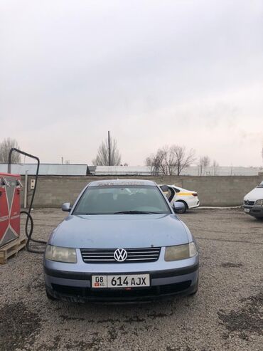 Volkswagen: Volkswagen Passat: 1999 г., 1.8 л, Механика, Бензин, Седан