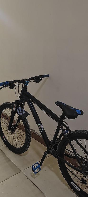 İdman velosipedləri: Velosiped keçən yay 440 manata alıbınıb və çox sürülməyib,üzərinə — 2