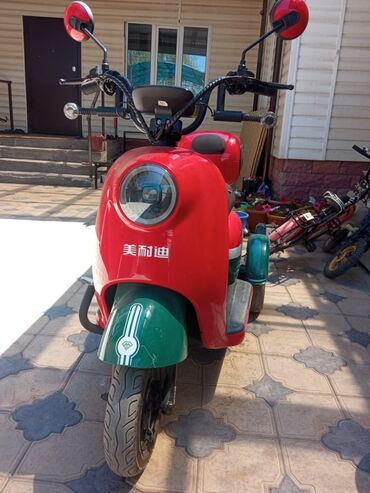 самурай мопед: Скутер Honda, 420 куб. см, Электро