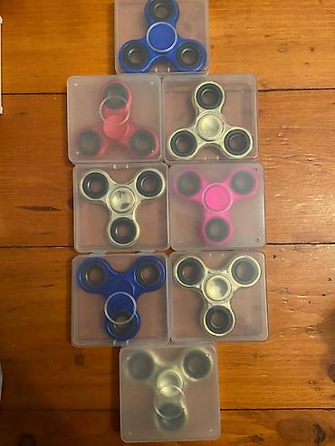Üçqanadlı fidget spinerlər dəsti Məhsul təsviri: - Klassik üçbucaqlı