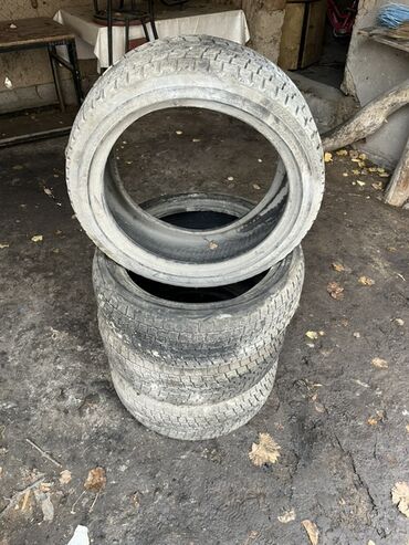 центр шины: Шины 215 / 45 / R 17, Зима, Комплект, Bridgestone