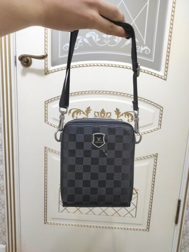 мужской портмоне: Барсетка Мужская Черная в клетку Блатная Louis Vuitton Для прогулок