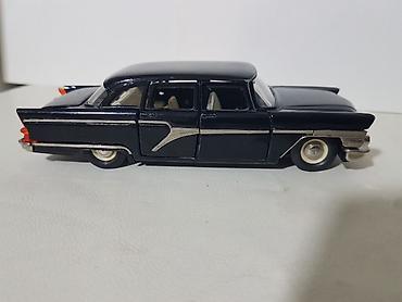 1 43 modelka: Kolleksiya üçün retro model avtomobil maketi - Rəng: qara, krem — 3