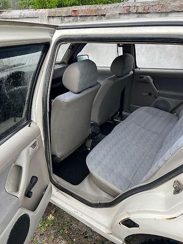 smart open: Volkswagen Golf: 1993 г., 1.6 л, Механика, Бензин, Хэтчбэк — 8