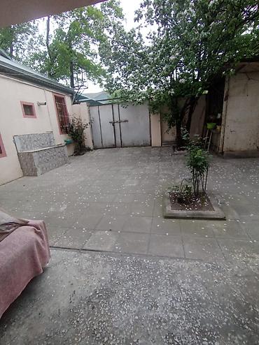 2 otaqlı evlərin satışı: 6 otaqlı, 192 kv. m, Orta təmir — 2
