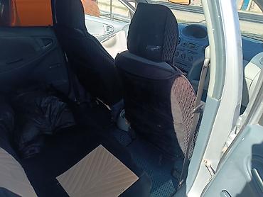 vaz 2109: Toyota Yaris: 2001 г., 1.3 л, Автомат, Бензин, Хэтчбэк — 10