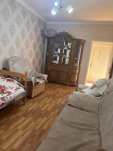 babək: Babək prospektində Sərhədçiyə yaxın evə bir otaq yoldaşı xanım — 4