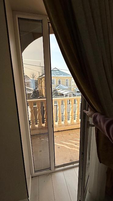 Продажа таунхаусов: 🏡 Продается шикарный таунхаус в центре города! 📍 Район: Шопокова / at lalafo.kg — 16 Продажа таунхаусов: 🏡 Продается шикарный таунхаус в центре города! 📍 Район: Шопокова / — 16