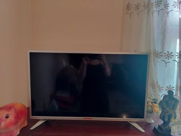 shivaki soyuducu qiymetleri: Televizor Shivaki 82"
