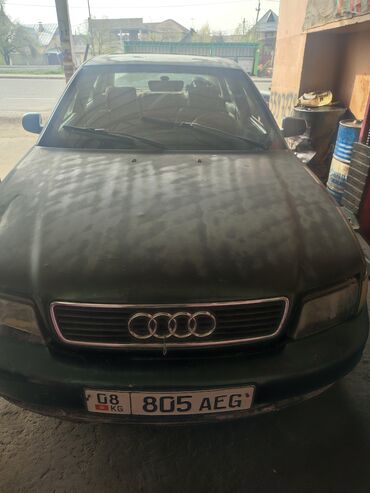 Audi: Audi A4: 1996 г., 1.6 л, Механика, Бензин, Седан