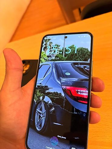z fold 4: IPhone 14 Pro, 256 GB, Black Titanium — 2