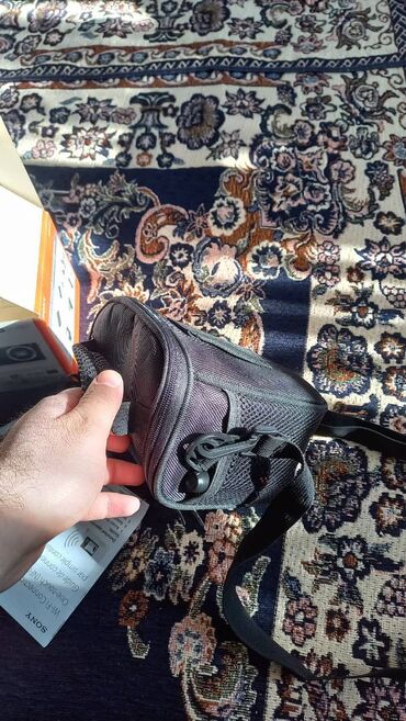 Fotokameralar: Sony alpha 6000 пробег 9500 в отличнлм состоянии! В комплект входят — 12