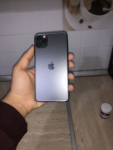 iphone 11 pro price in kyrgyzstan: IPhone 11 Pro Max, 256 ГБ, Зарядное устройство, Защитное стекло, Чехол, 80 %