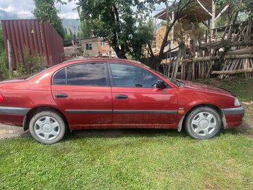 жетур машина: Toyota Avensis: 2001 г., 1.6 л, Механика, Бензин, Седан