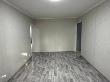 1 комнатная квартира без ремонта: 3 комнаты, 58 м², 104 серия, 3 этаж, Косметический ремонт