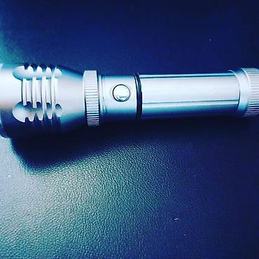 Metal gövdəli LED fənər - Korpus: möhkəm alüminium ərintisi